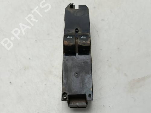 Venstre fortil elrude kontakt Venstre fortil elrude kontakt FORD TRANSIT COURIER B460 MPV [2014-2026] 39751668 39751668