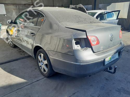 Left front indicator VW PASSAT B6 (3C2) 2.0 TDI | BP17139304C32 