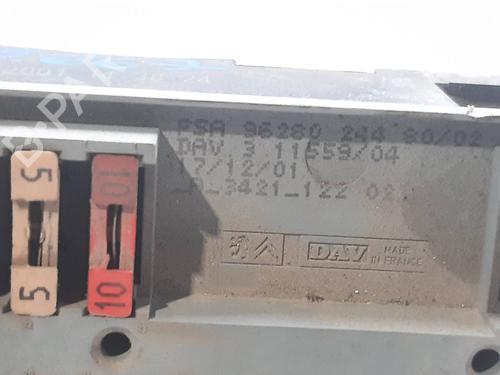 Fuse box CITROËN XSARA PICASSO (N68) 1.6 | BP10357728E1 