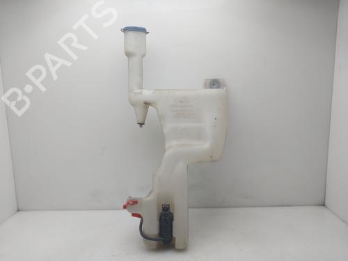 Used Windscreen washer tank Windscreen washer tank 37026504 37026504
