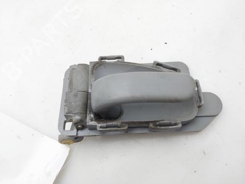Venstre foran invendig håndtak CITROËN XSARA PICASSO (N68) 1.6 HDi (90 hp) 19321016