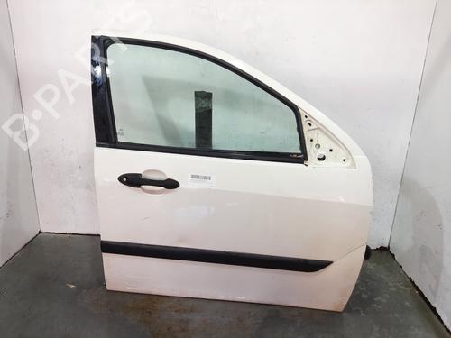 Used Right front door FORD FOCUS I (DAW, DBW) 1.8 Turbo DI / TDDi (90 hp) 15635764