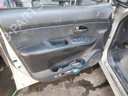 Left front window switch KIA CARENS III MPV (UN) 2.0 CRDi 140 | BP36569250I27 - Image 10
