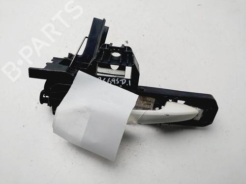 Used Front left exterior door handle MERCEDES-BENZ A-CLASS (W176) A 180 (176.042) (122 hp) 27272021