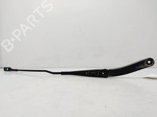 Used Front windshield wiper arm AUDI A4 B8 (8K2) [2007-2017]  26734160