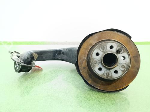 Fusee rechts achter BMW X1 (F48) sDrive 18 d (150 hp) 32196128