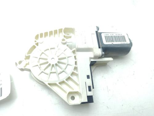 Used Right rear window motor LAND ROVER DISCOVERY IV (L319) [2009-2018]  30927295