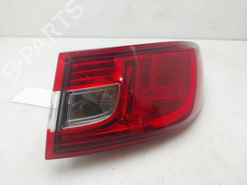 right-taillight-renault-clio-iv-bh_-2012-2013-2014-2015-2016-2017-2018-2019-2020-2021-37693661 main image