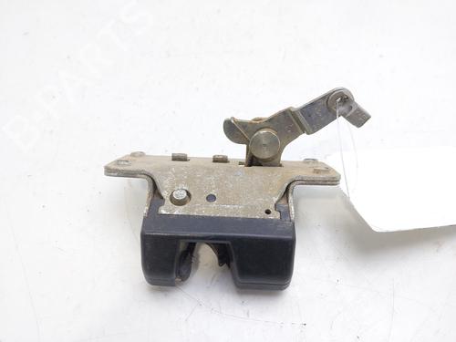 Used Tailgate lock OPEL MERIVA A MPV (X03) 1.6 (E75) (105 hp) 26487277