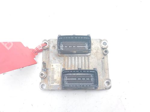 Computer motormanagement OPEL CORSA C (X01) 1.2 (F08, F68) (75 hp) 18073068
