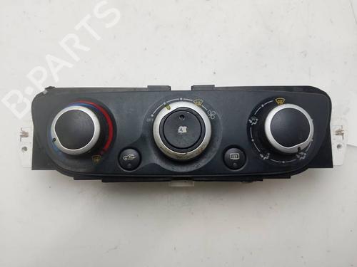 Used Climate control Climate control RENAULT MEGANE III Hatchback (BZ0/1_, B3_) 1.5 dCi (86 hp) 40513802 40513802