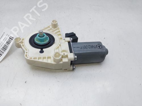 Used Right rear window motor MERCEDES-BENZ A-CLASS (W169) A 160 (169.031, 169.331) (95 hp) 13895278