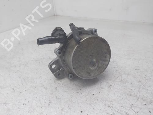 Used Vacuum pump OPEL MERIVA A MPV (X03) [2003-2010]  30750236