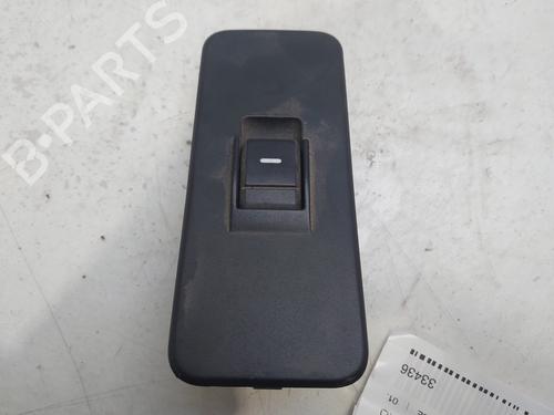 Used Right front window switch LAND ROVER RANGE ROVER SPORT I (L320) 2.7 D 4x4 (190 hp) 17612602