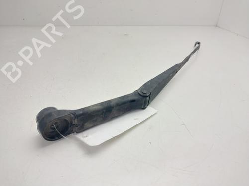 Used Front windshield wiper arm Front windshield wiper arm MITSUBISHI L200 (K7_T, K6_T, K5_T) 2.5 TD 4WD (K74T) (115 hp) 35813693 35813693