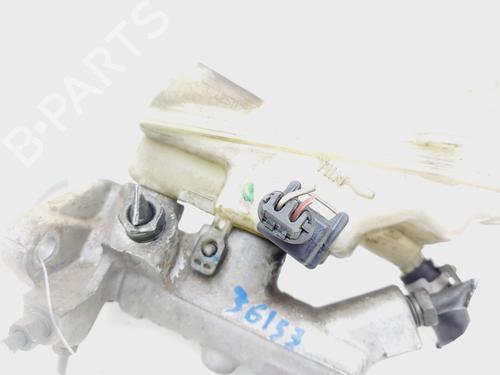 Brake master cylinder TOYOTA AVENSIS Saloon (_T25_) 2.0 D-4D (CDT250_, CDT250R) | BP21262083M77 