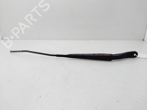 Used Front windshield wiper arm RENAULT MEGANE III Hatchback (BZ0/1_, B3_) 1.5 dCi (BZ09, BZ0D, BZ1W, BZ29, BZ14) (110 hp) 29418425