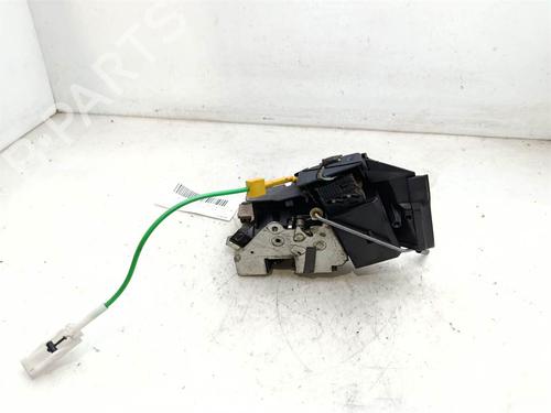 Cerradura puerta delantera derecha Cerradura puerta delantera derecha 38441557 38441557