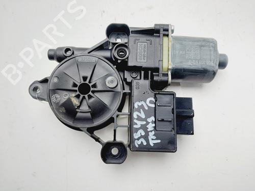 Rudehejsemotor bagstkærm højre SEAT ARONA (KJ7, KJP) 1.6 TDI (115 hp) 23877673