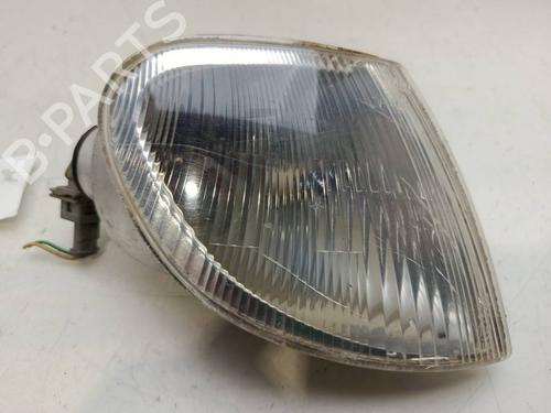 Used Right front indicator Right front indicator 38872076 38872076
