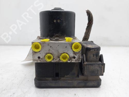 Used ABS pump VOLVO S40 II (544) 1.6 D (110 hp) 17509966