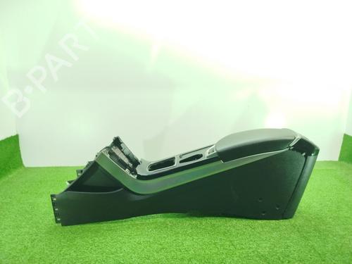 Armrest / Center console HYUNDAI i40 I (VF) 1.7 CRDi | BP32871042I20  - Image 5