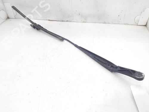 Used Front windshield wiper arm SKODA OCTAVIA II (1Z3) 1.9 TDI (105 hp) 10063232