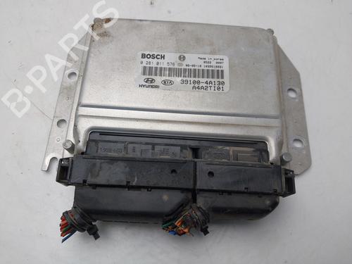 Used Engine control unit (ECU) Engine control unit (ECU) HYUNDAI H-1 / STAREX Bus (A1) 2.5 CRDi (140 hp) 35812028 35812028