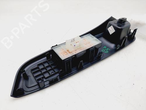 Right front window switch NISSAN MICRA V (K14) | BP31853809I26