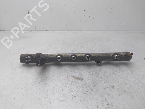 Rail D'Injecteurs RENAULT LAGUNA II (BG0/1_) 1.9 dCi (BG08, BG0G) (120 hp) 31878075