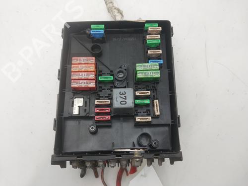 Used Fuse box Fuse box 36648695 36648695