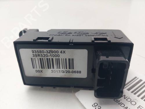 Left rear window switch HYUNDAI i40 I (VF) 1.7 CRDi | BP39595892I29 - Image 4