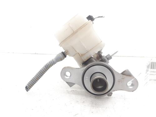 Used Brake master cylinder RENAULT CAPTUR I (J5_, H5_) [2013-2025]  7096895
