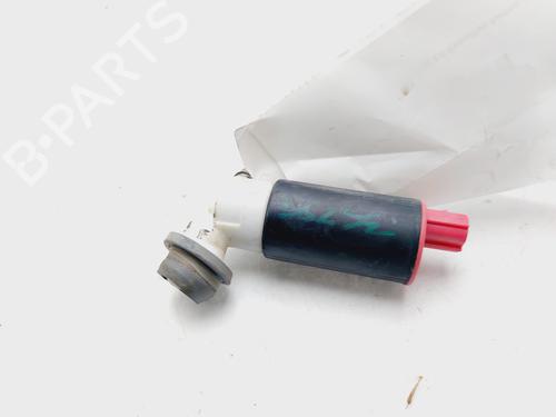 Used Washer pump TOYOTA AVENSIS (_T25_) 2.0 VVT-i (AZT250_, AZT250R) (147 hp) 19694028