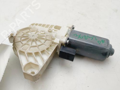 Right front window motor MERCEDES-BENZ A-CLASS (W169) A 180 CDI (169.007, 169.307) | BP22444427E20 