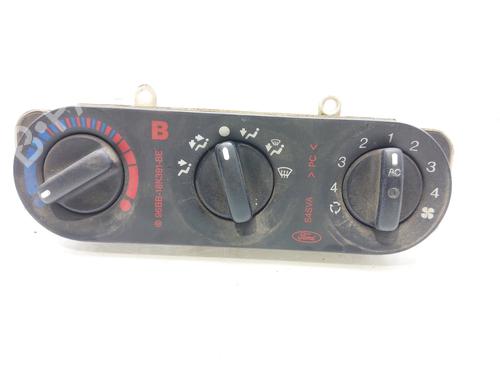 Used Climate control FORD MONDEO II (BAP) 1.8 TD (90 hp) 11690850