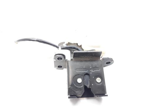 Used Tailgate lock MAZDA 3 Saloon (BK) 1.6 (BK12) (105 hp) 10927526