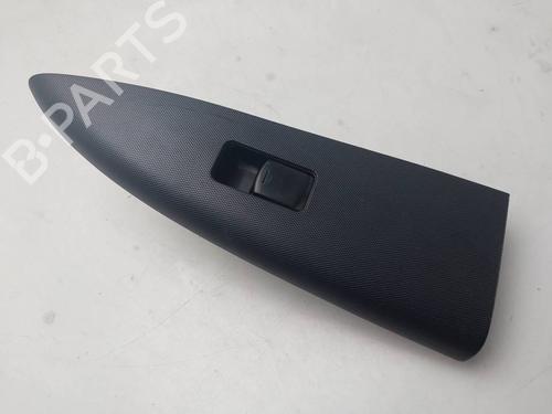 right-front-window-switch-nissan-note-e11-ne11-2005-2006-2007-2008-2009-2010-2011-2012-2013-40294294 main image