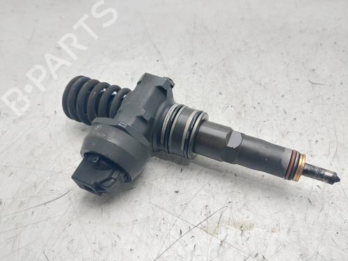 Injector SEAT LEON (1P1) 1.9 TDI | BP30121159M100