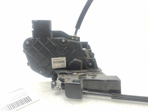 Used Front left lock LAND ROVER DISCOVERY III (L319) [2004-2009]  31328795