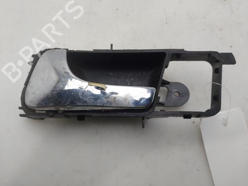 Used Front left interior door handle Front left interior door handle 38252965 38252965