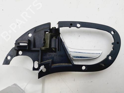 Høyre bak invendig håndtak SEAT LEON (1M1) | BP30921766I16
