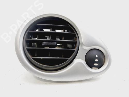 Used Air vent RENAULT CLIO III (BR0/1, CR0/1) 1.5 dCi (BR17, CR17) (86 hp) 28069068