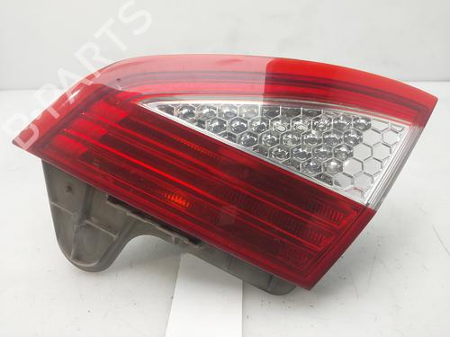 Used Right tailgate light Right tailgate light 36813390 36813390