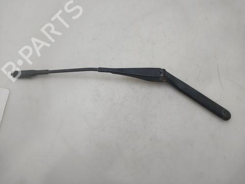 Used Front windshield wiper arm Front windshield wiper arm 36842065 36842065