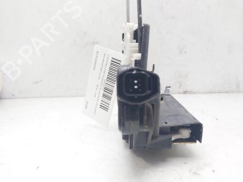 Front left lock KIA SPORTAGE II (JE_, KM_) 2.0 CRDi 4WD | BP13618873C98