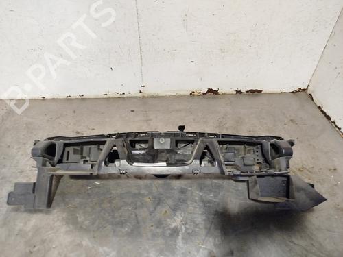 Used Crossmember PEUGEOT 5008 (0U_, 0E_) [2009-2017]  30588852