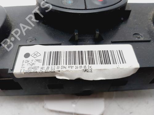 Climate control RENAULT MEGANE II Saloon (LM0/1_)  | BP28208472I5 
