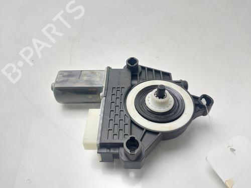 Left front window motor BMW 1 (F40) 116 d | BP32516070E21 