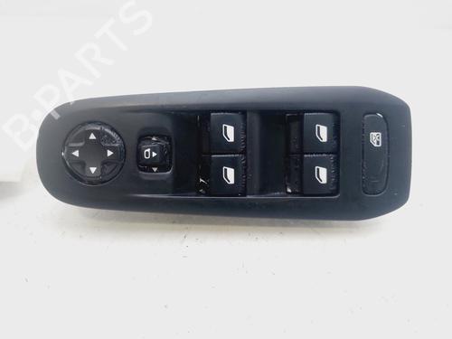 Used Left front window switch PEUGEOT 308 II (LB_, LP_, LW_, LH_, L3_) [2013-2021]  29113055